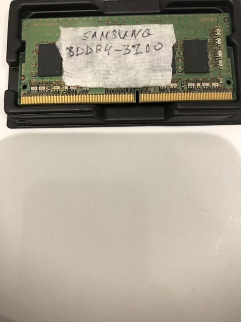 Operativ yaddaş (RAM) Samsung, 8 GB, 3200 Mhz, DDR4, Noutbuk üçün, İşlənmiş — Bakı