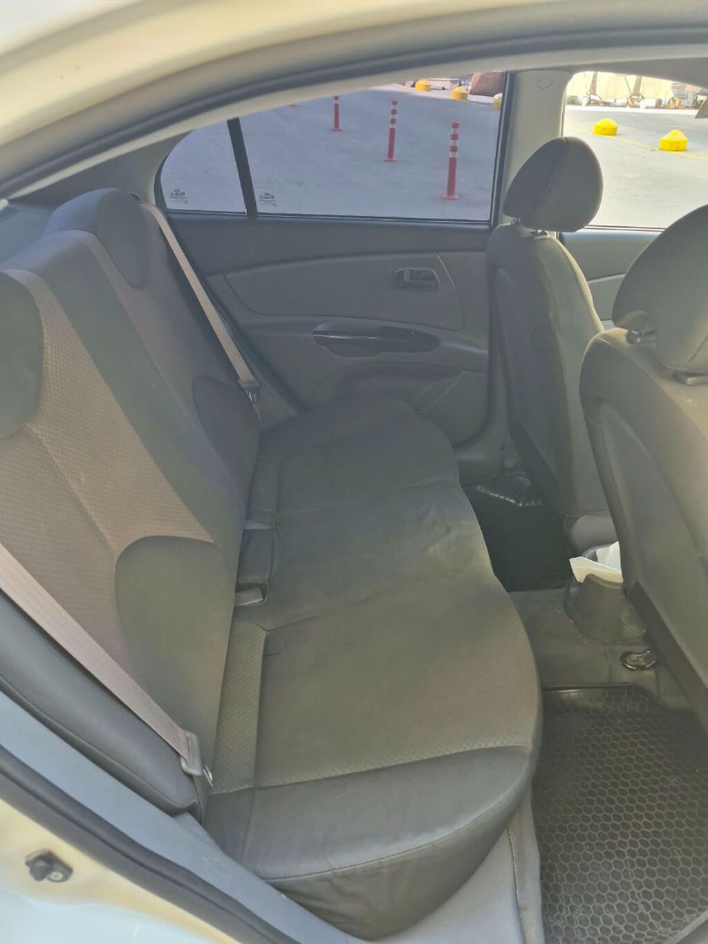 Kia Rio: 1.6 l 2011 il Sedan — Avtomobillər, Xırdalan (8)