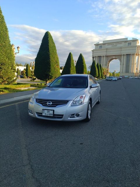 Nissan Altima, 2.5 L, 2012 il, 220 000 km — 13 000 ₼ · Gəncə · Avtomobillər Nissan Altima, 2.5 L, 2012 il, 220 000 km — Gəncə