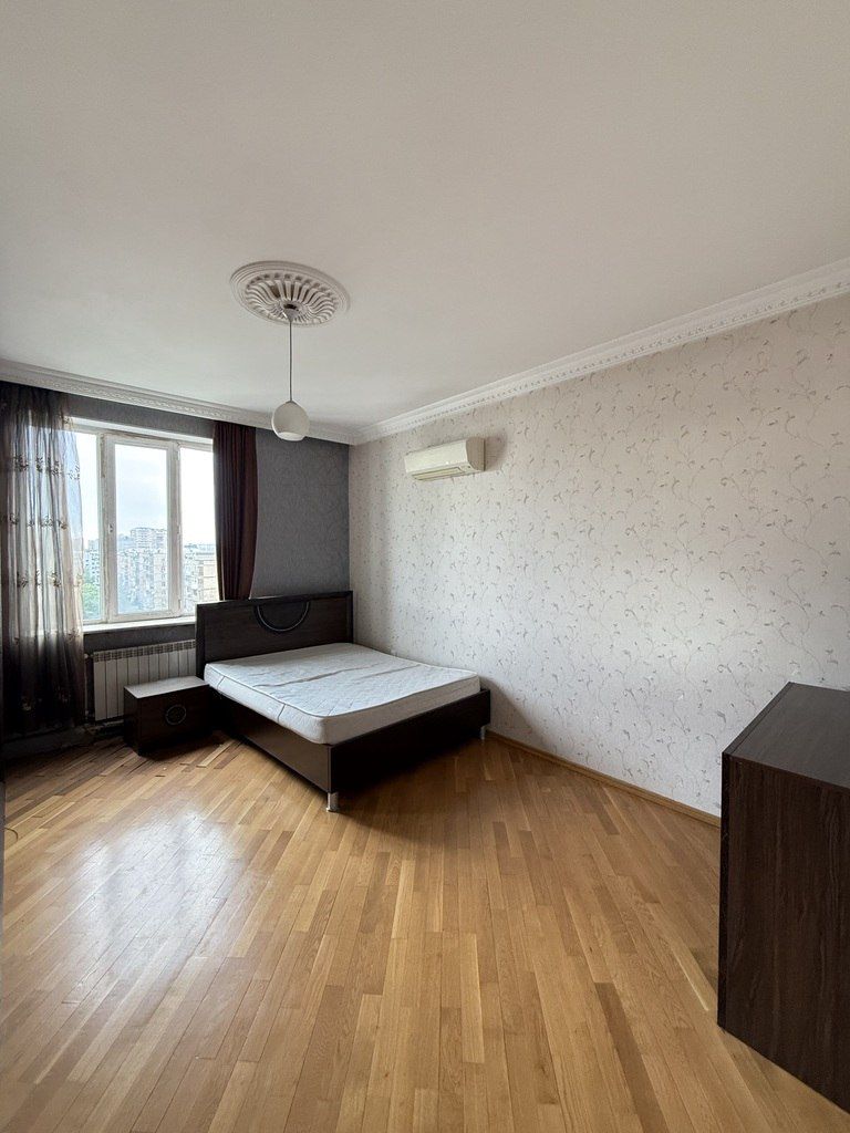 Satılır 7 otaqlı yeni tikili 310 m² — Mənzil, Bakı (6)