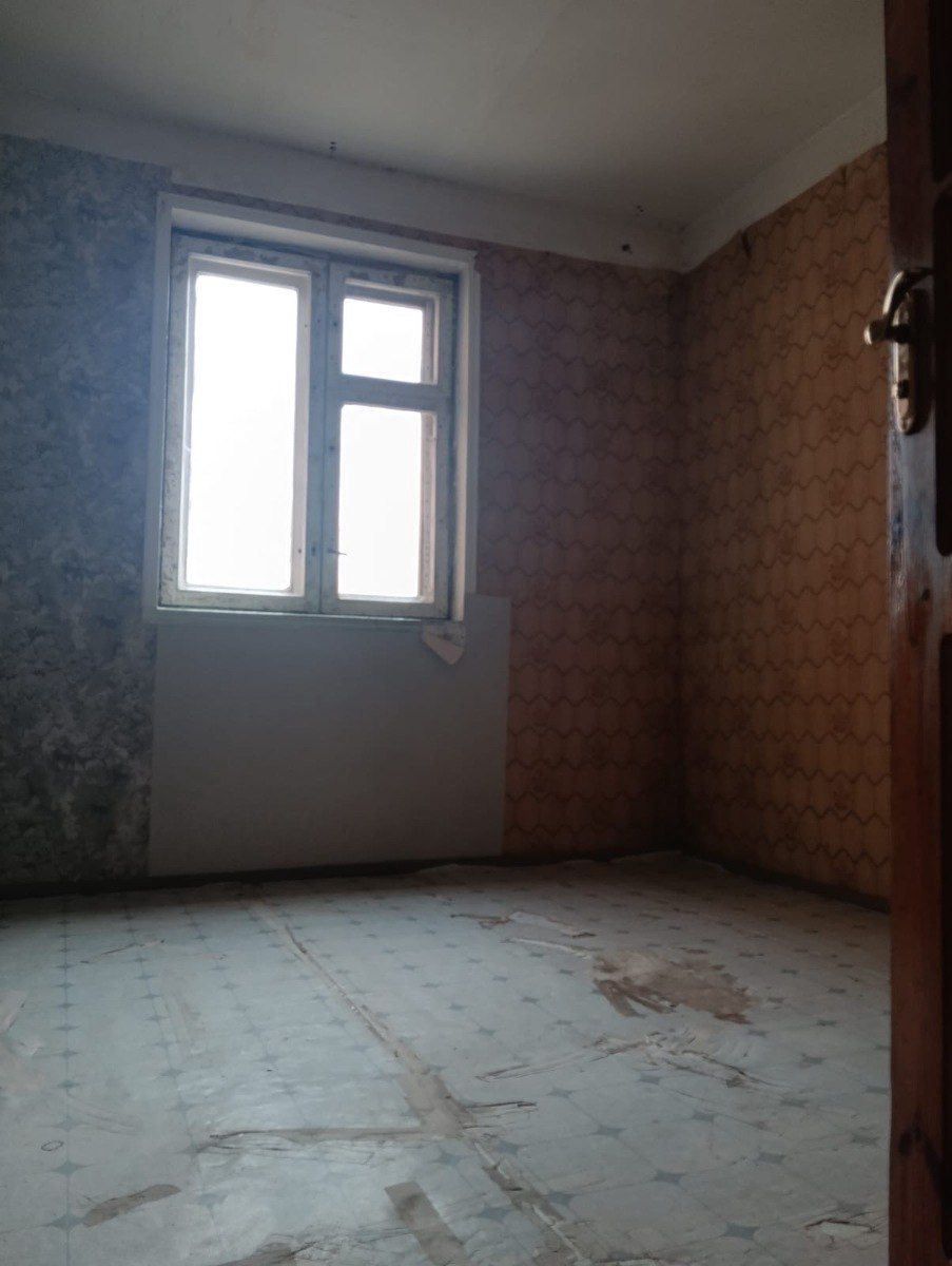 Satılır 4 otaqlı köhnə tikili 90 m² — Mənzil, Bakı (2)