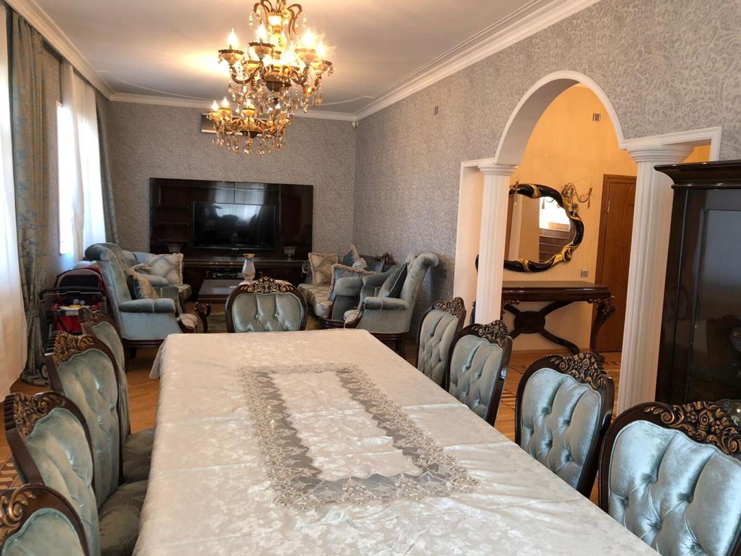 Satılır 8 otaqlı həyət evi/bağ evi 650 m² — Ev, villa, Bakı (2)