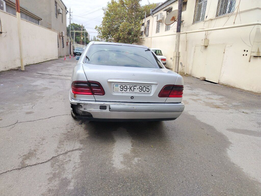 Mercedes E 200, 2.2 L, 1999 il, 500 450 km 99-KF-905 — Avtomobillər, Bakı (2)