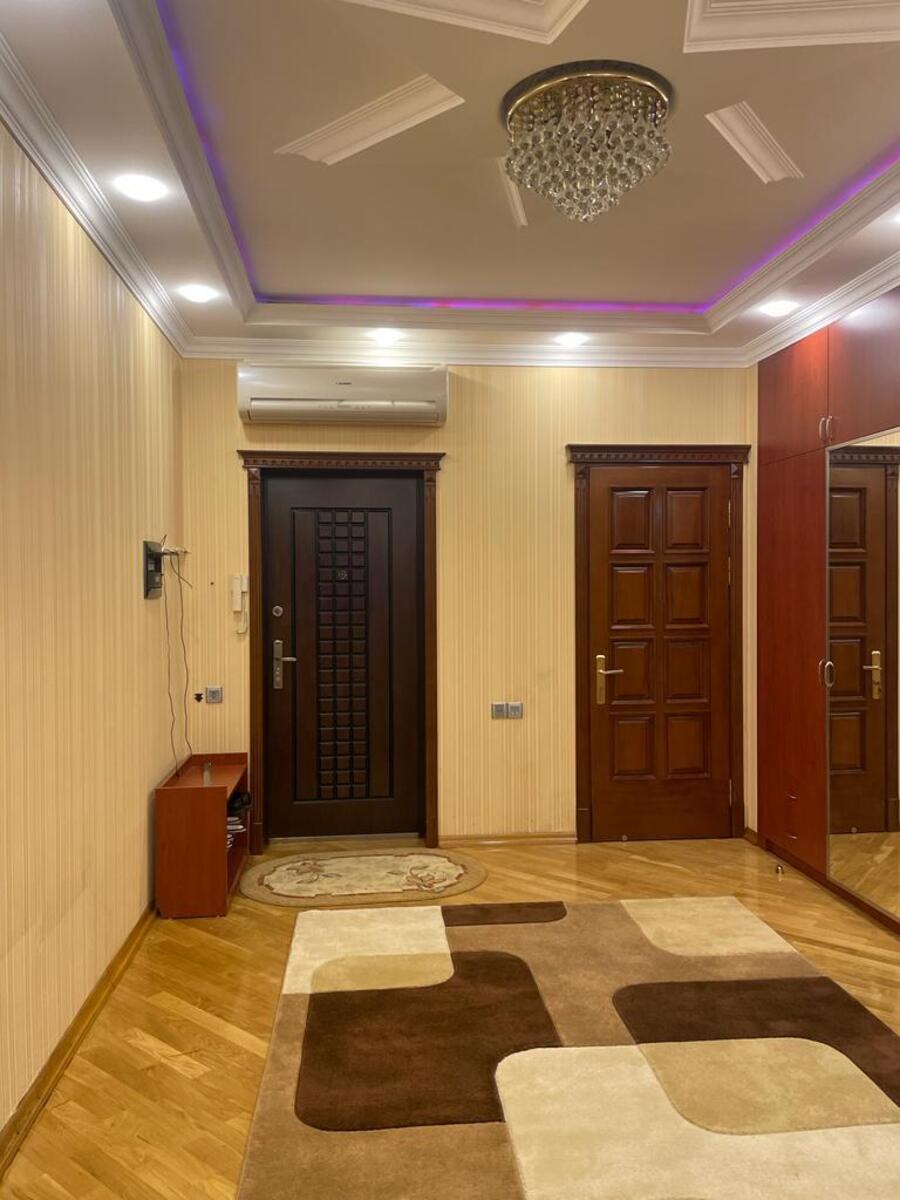 İcarəyə verilir 3 otaqlı yeni tikili 140 m² — Mənzil, Bakı (10)