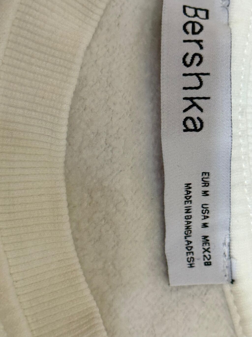 Svitşot, Bershka, M, rəng - Ağ — Hodie və sviter, Bakı (5)