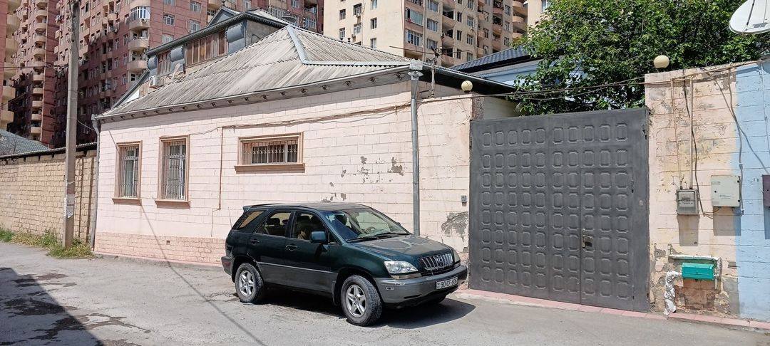 Satılır 4 otaqlı həyət evi/bağ evi 130 m² — Ev, villa, Bakı (9)