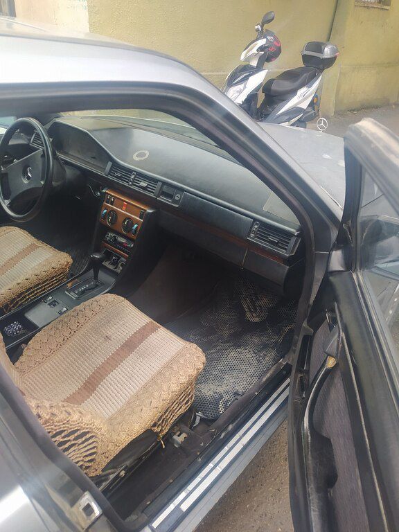 Mercedes 200 D, 2.0 L, 1991 il, 200 000 km 10-XO-270 — Avtomobillər, Bakı (3)