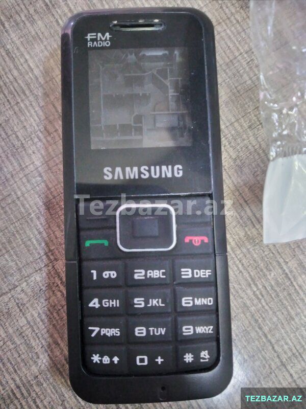 Samsung model: E 1070 korpusu — Smartfonlar, Bakı