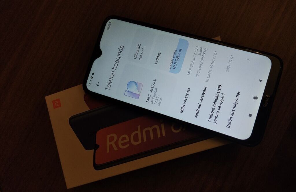 Xiaomi Mi 8, 32 GB, rəng - Mavi, Sənədlərlə — Xiaomi, Bakı (4)