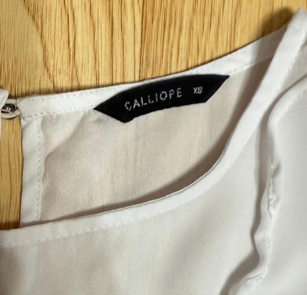 Ağ rəngli qadın bluzası – Callıope - Model: çiyinləri açıq — Köynək, Bakı (6)