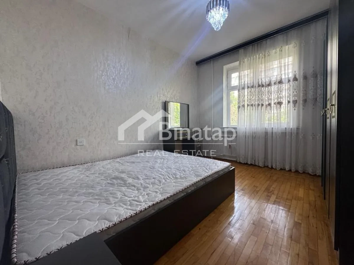 Satılır 2 otaqlı köhnə tikili 60 m², Elmlər Akademiyası metrosu, Yasamal rayonu — Mənzil, Bakı (3)