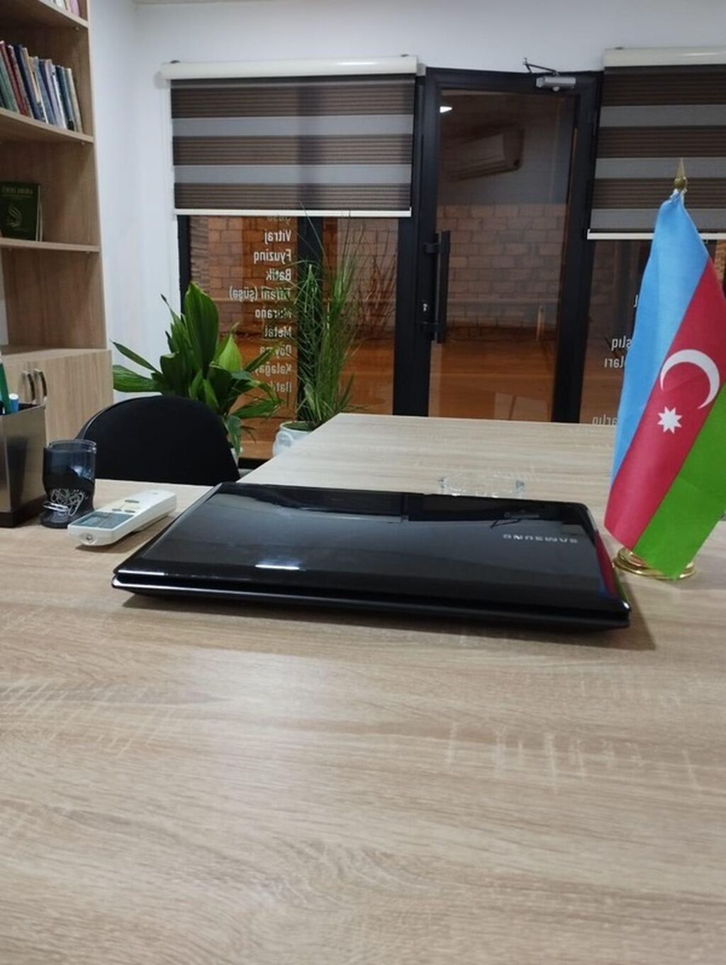Daşınmaz əmlak agentliyi üçün ofis xidməti - Tam işçi mühit: geniş — Ofis, Novxanı (3)