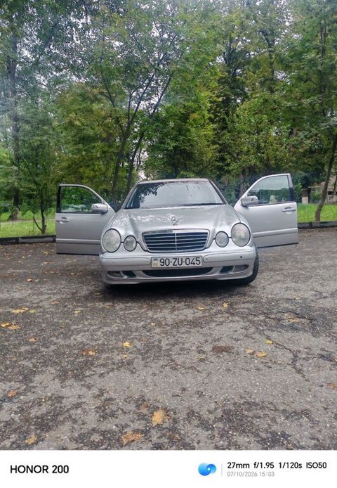 Mercedes E 220, 2.2 L, 2000 il, 476 582 km — Quba