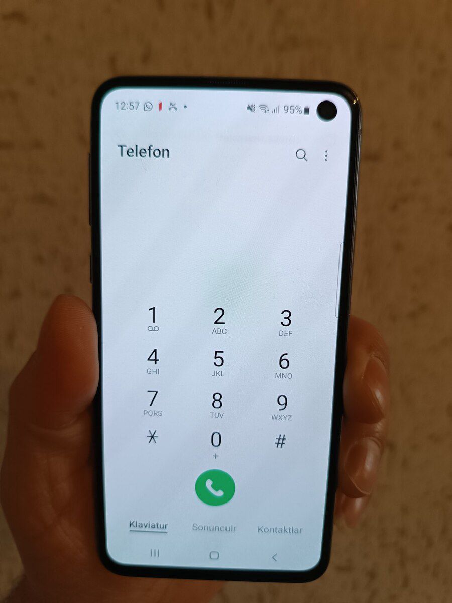 Samsung Galaxy S10e Prism Black 128GB/6GB — Smartfonlar, Sumqayıt (11)