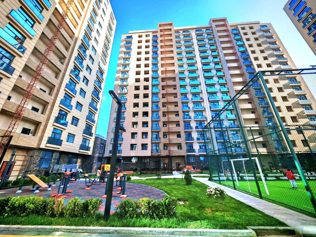 Satılır 4 otaqlı yeni tikili 150 m² — Mənzil, Bakı (2)