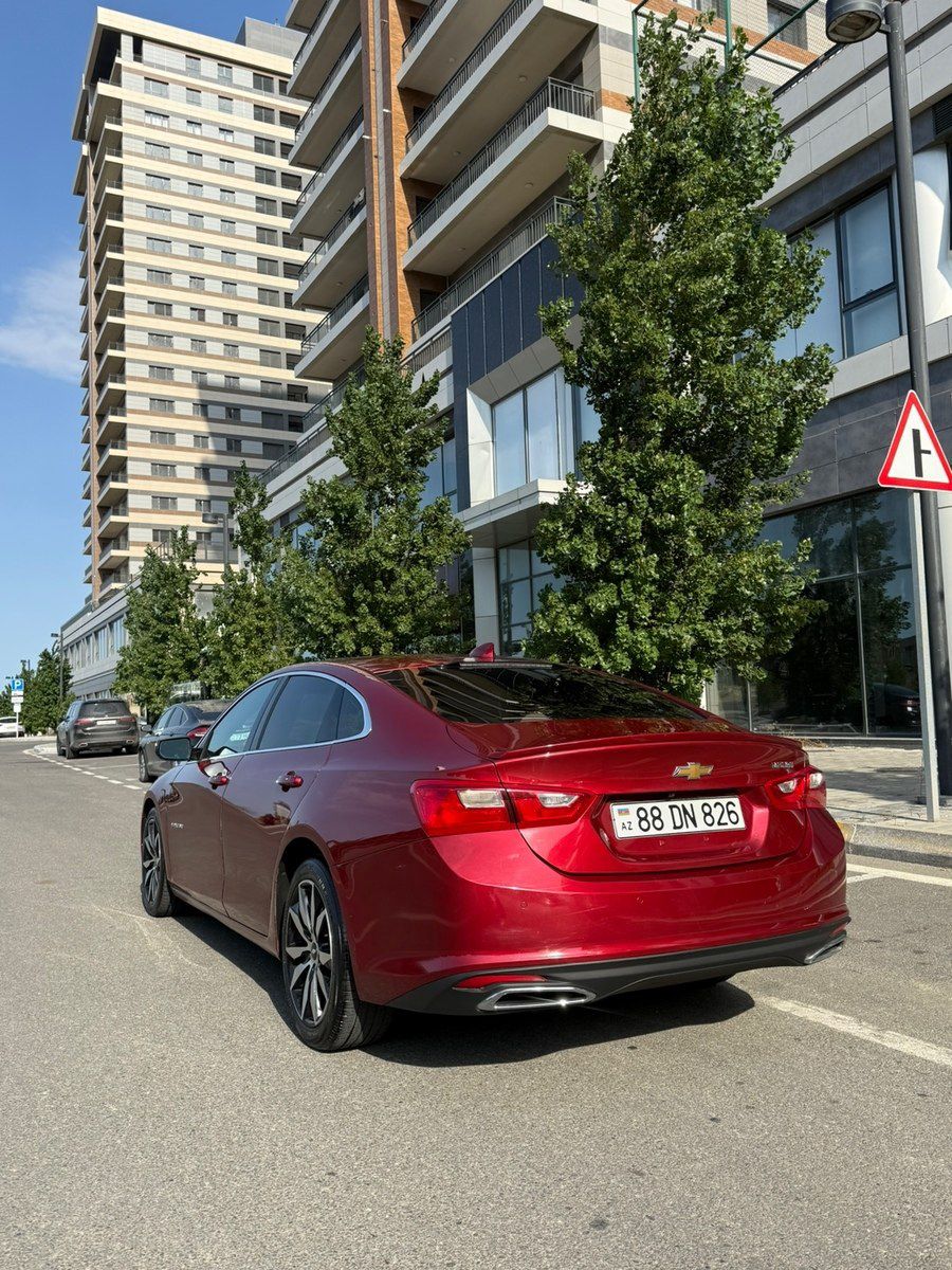 Chevrolet Malibu, 2018 il 88-DN-826 — Avtomobillər, Bakı (3)