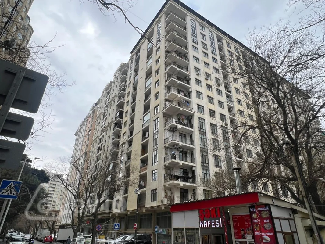 3 otaqlı mənzil, 60 m², Qarabağ küçəsi — Bakı