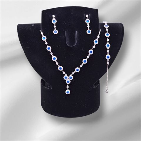 Zinət dəsti boyunbağı, qolbaq və sırğa SS-1687, gümüş 925 əyar — 399 ₼ · Bakı · Mallar Zinət dəsti boyunbağı, qolbaq və sırğa SS-1687, gümüş 925 əyar — Bakı