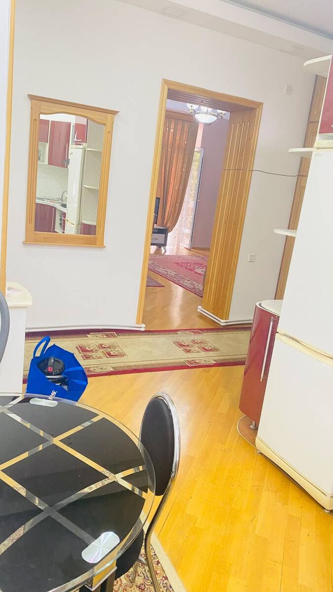 İcarəyə verilir 3 otaqlı köhnə tikili 90 m² — Mənzil, Bakı (3)