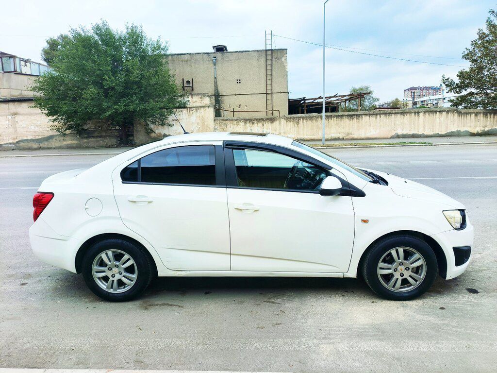 Chevrolet Aveo, 1.4 L, 2013 il, 308 256 km — Avtomobillər, Gəncə (4)