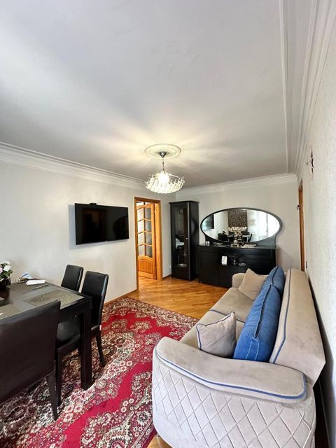 Satılır 2 otaqlı köhnə tikili 50 m² — 198 000 ₼ · Bakı · Mənzil Satılır 2 otaqlı köhnə tikili 50 m² — Bakı