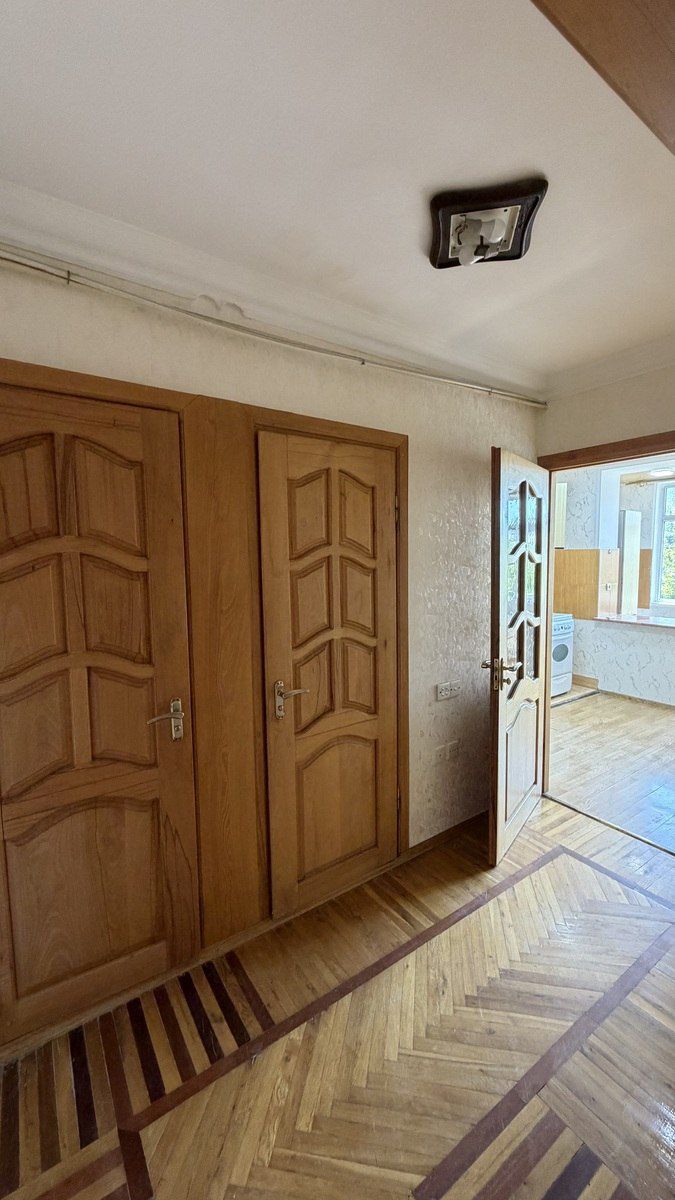 Satılır 2 otaqlı köhnə tikili 65 m² — Mənzil, Bakı