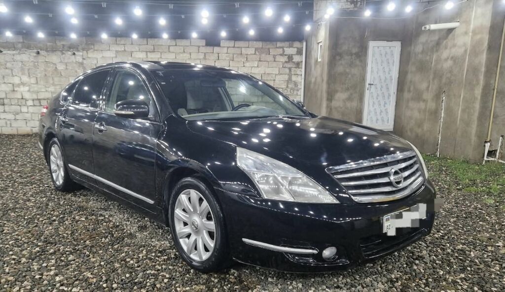Nissan Teana – biznes sinfi sedan Xüsusiyyətlər: - Korpus: qara rəng — Avtomobillər, Digah (2)