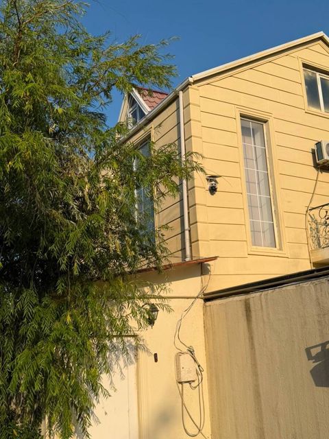 Satılır 4 otaqlı həyət evi/bağ evi 164 m² — Bakı