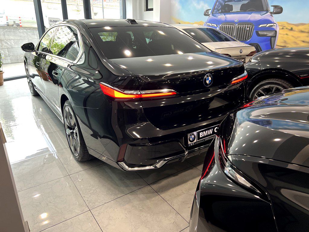 BMW 740, 3.0 L, 2023 il, 34 000 km — Avtomobillər, Bakı (8)
