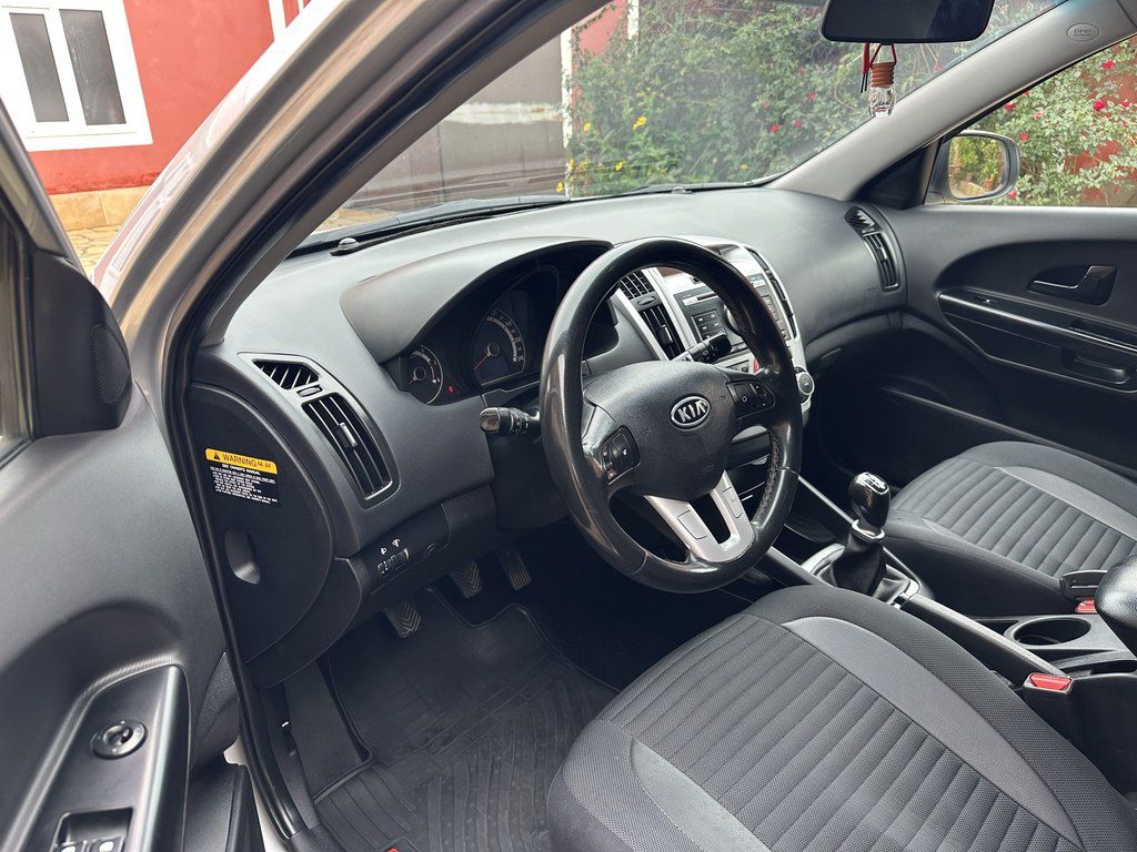Kia Ceed SW, 1.6 L, 2010 il, 250 000 km 88-CT-923 — Avtomobillər, Bakı (8)