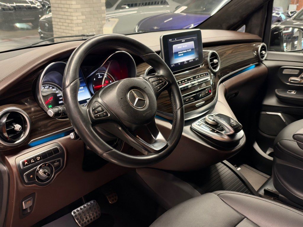 Mercedes V 220d 4MATIC, 2.1 L, 2014 il, 420 000 km — Avtomobillər, Bakı (10)