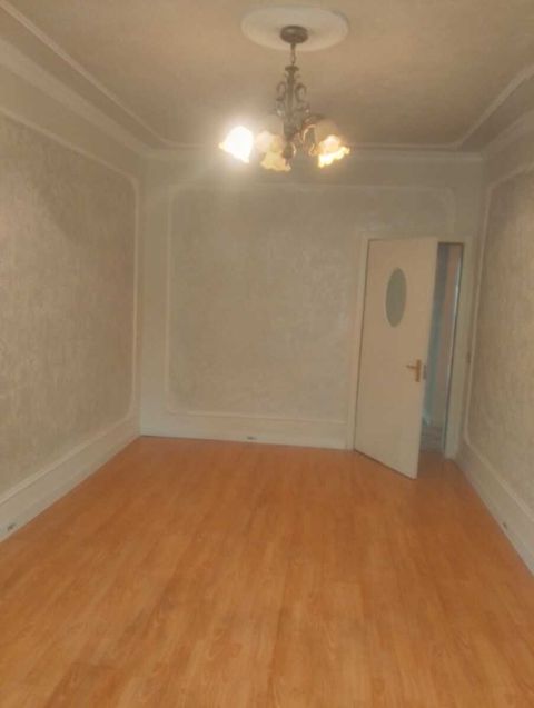 İcarəyə verilir 3 otaqlı köhnə tikili 75 m² — Bakı