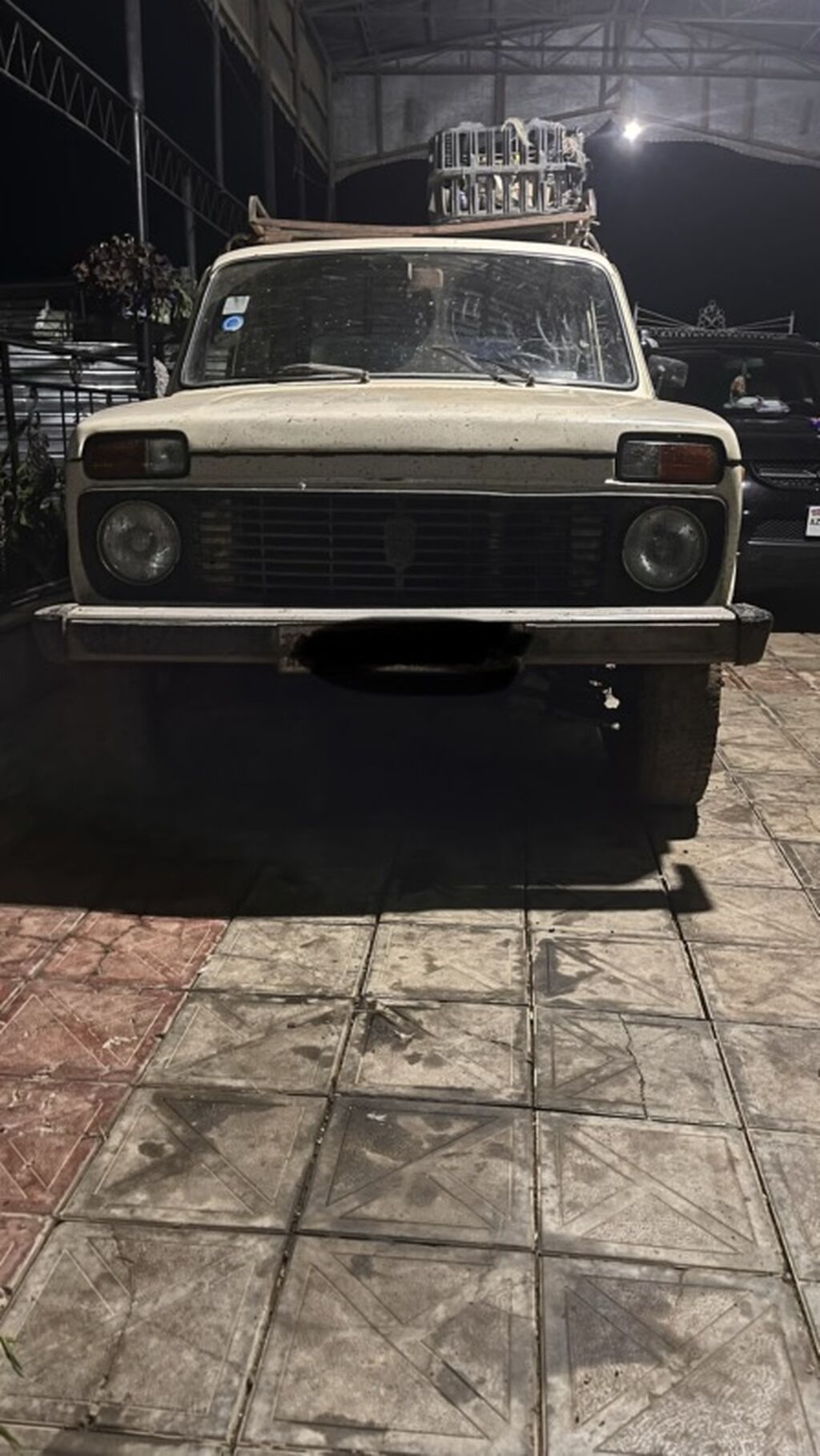 VAZ 2121 Niva, ağ rəng, 3 qapılı SUV. Mexaniki sürətlər qutusu, tam — Avtomobillər, Bakı (4)