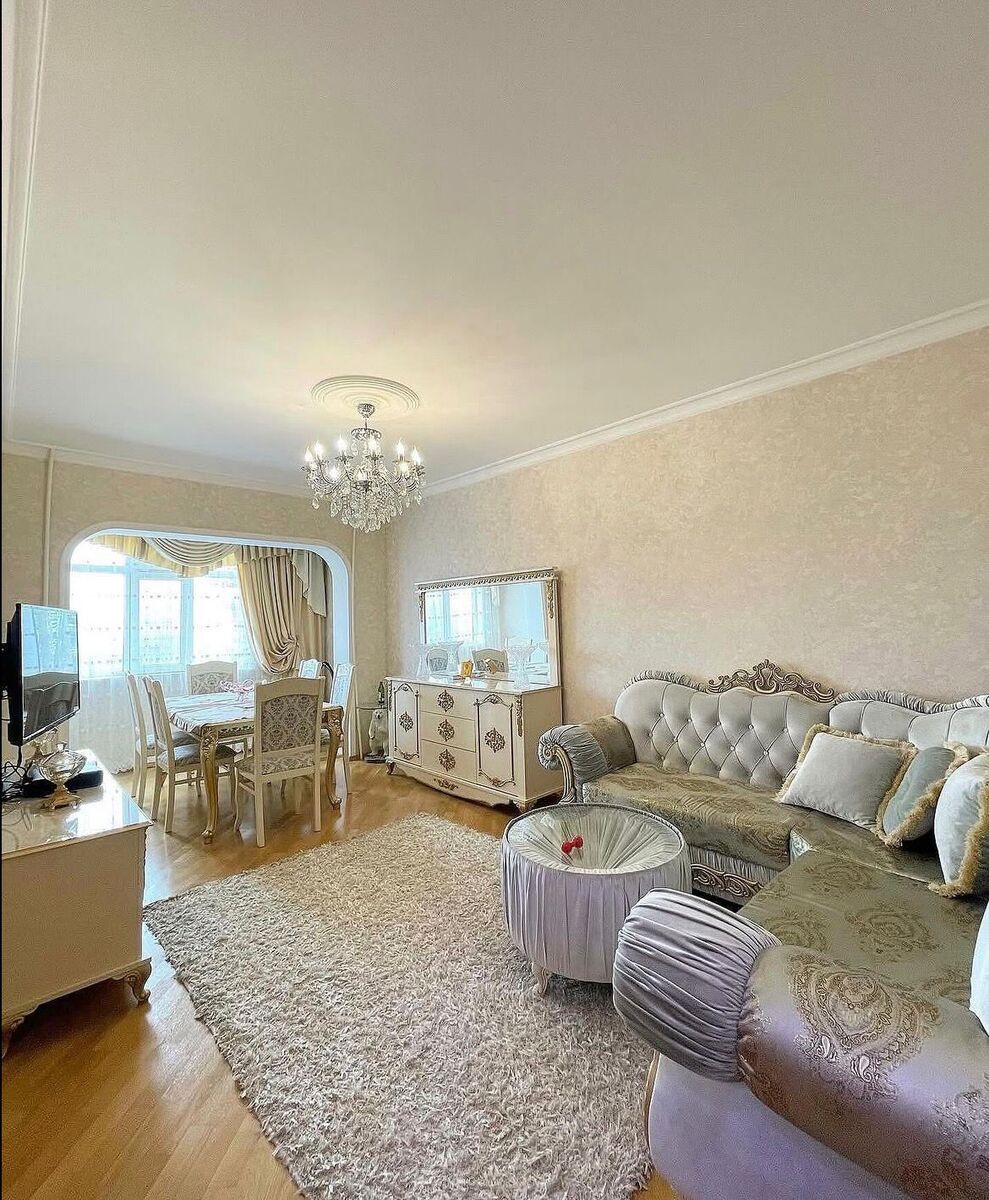 Satılır 3 otaqlı köhnə tikili 92 m² — Mənzil, Bakı