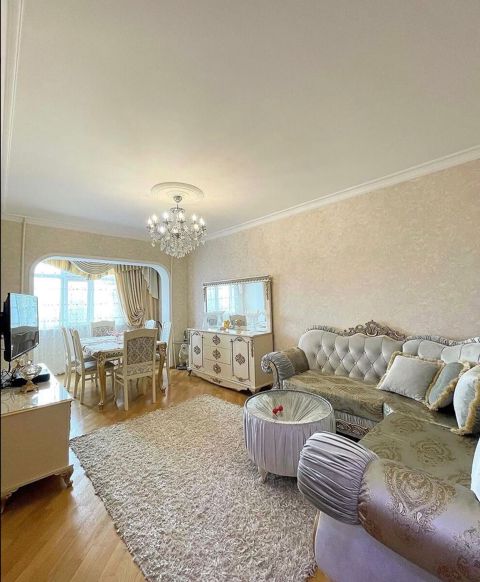 Satılır 3 otaqlı köhnə tikili 92 m² — 218 000 ₼ · Bakı · Mənzil Satılır 3 otaqlı köhnə tikili 92 m² — Bakı