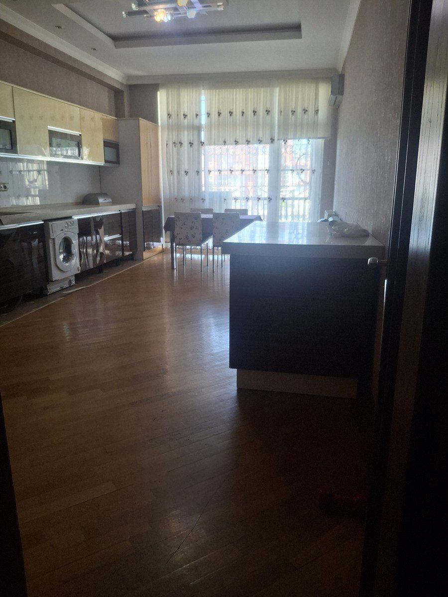 İcarəyə verilir 4 otaqlı yeni tikili 172 m² — Mənzil, Bakı (5)