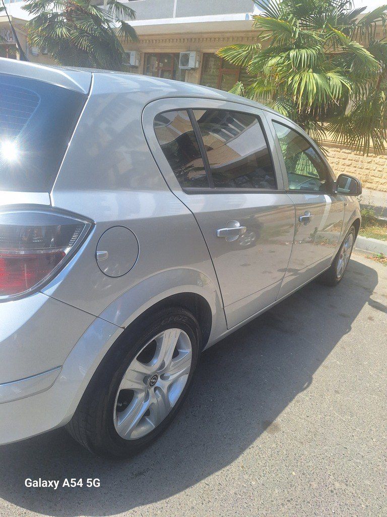 Opel Astra, 1.4 L, 2010 il, 173 000 km — Avtomobillər, Mingəçevir (4)