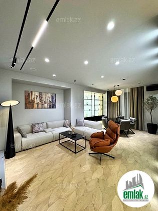 Satılır 3 otaqlı 149 m² yeni tikili 8 Noyabr m