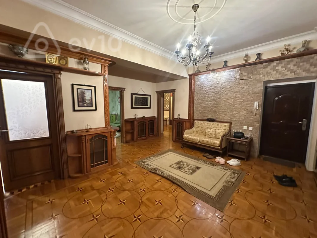 3 otaqlı mənzil, 140 m², Naxçıvani küçəsi — kirayə — Mənzil, Bakı (9)