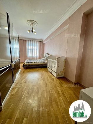 Satılır 4 otaqlı 180 m² yeni tikili 8 mkr — Mənzil (2)