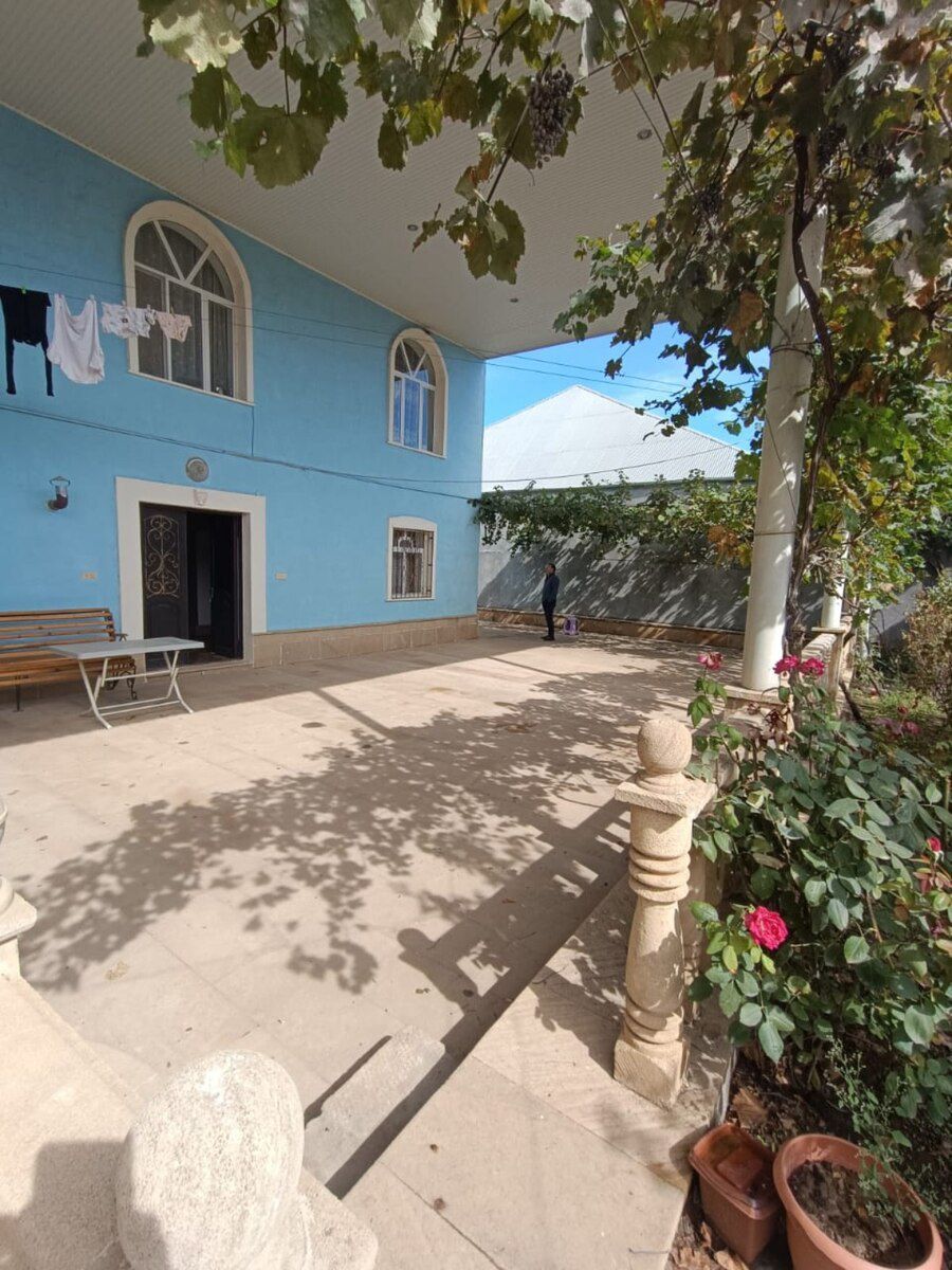 Həyət evi, Gülüstan qəs — Ev, villa, Gəncə (2)