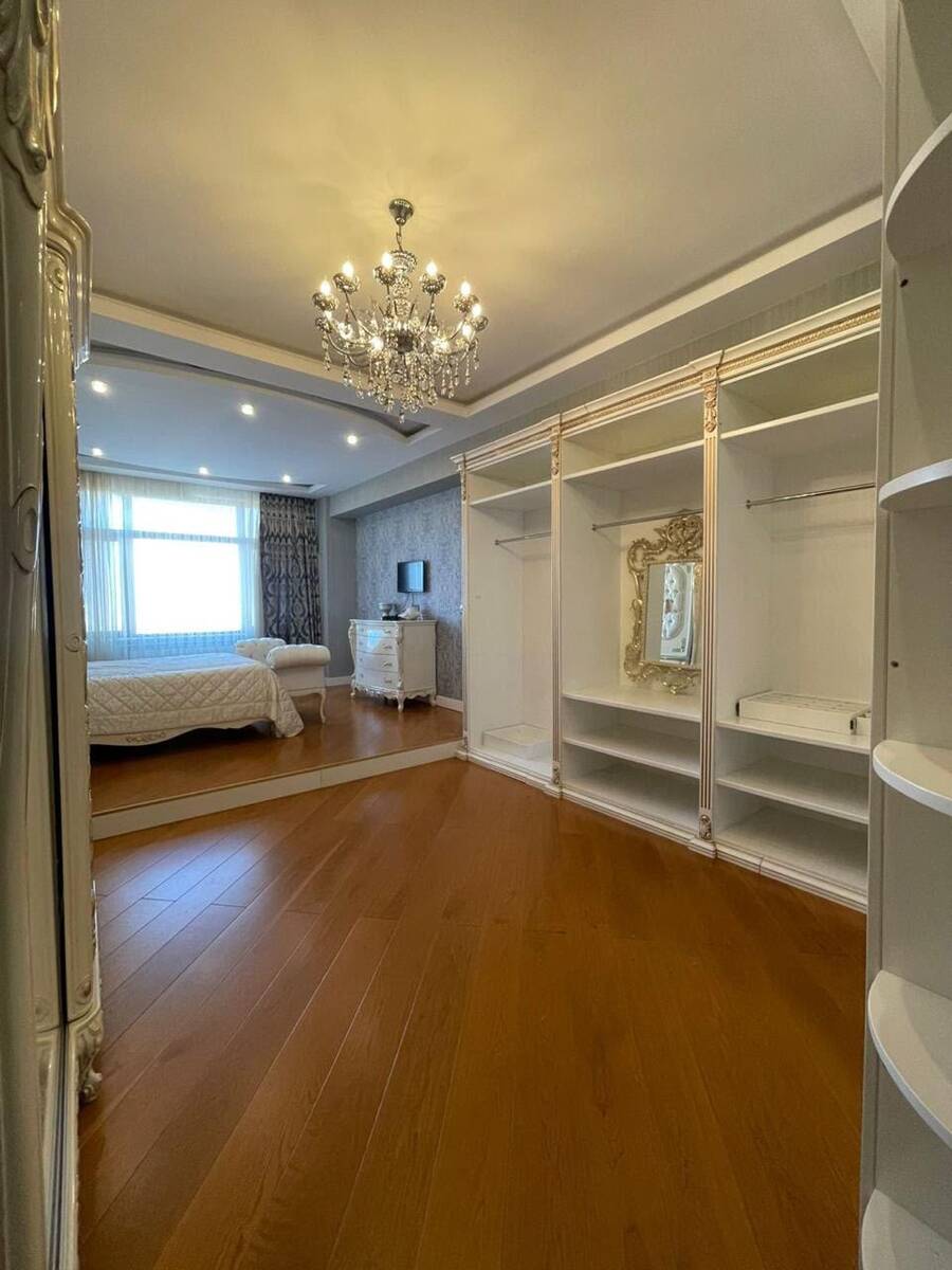 Satılır 4 otaqlı yeni tikili 250 m² — Mənzil, Bakı (8)