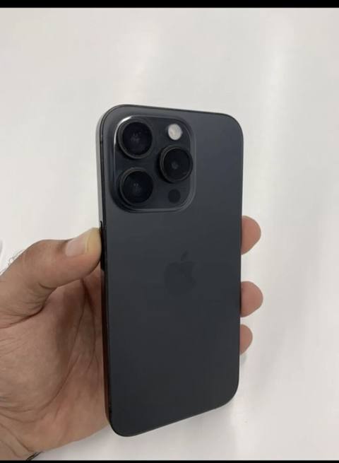 IPhone 15 Pro — Bakı