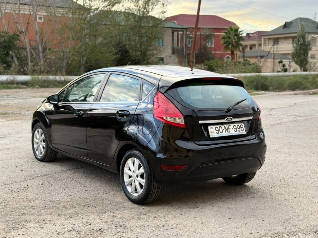 Ford Fiesta, 1.4 L, 2011 il, 140 000 km 90-NF-996 — Avtomobillər, Bakı (6)