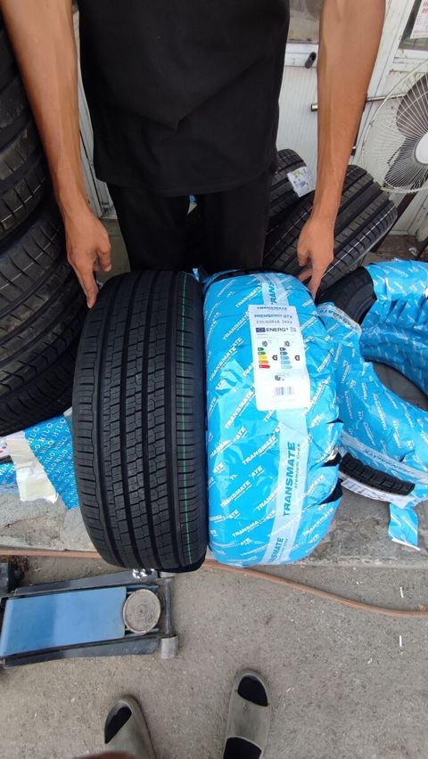 Şinlər 235/60 R18 — 130 ₼ · Bakı · Ehtiyat hissələri və aksesuarlar Şinlər 235/60 R18 — Bakı