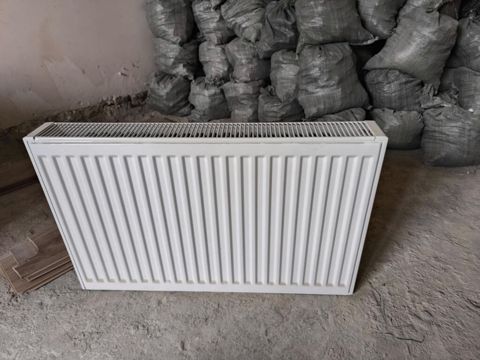 Panel radiator (su əsaslı isitmə sistemi üçün) 4 ədəddir - Material — 40 ₼ · Bakı · Radiatorlar Panel radiator (su əsaslı isitmə sistemi üçün) 4 ədəddir - Material — Bakı