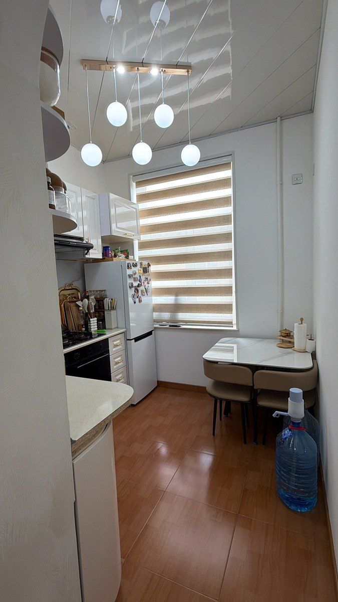 Satılır 2 otaqlı köhnə tikili 50 m² — Mənzil, Bakı (8)