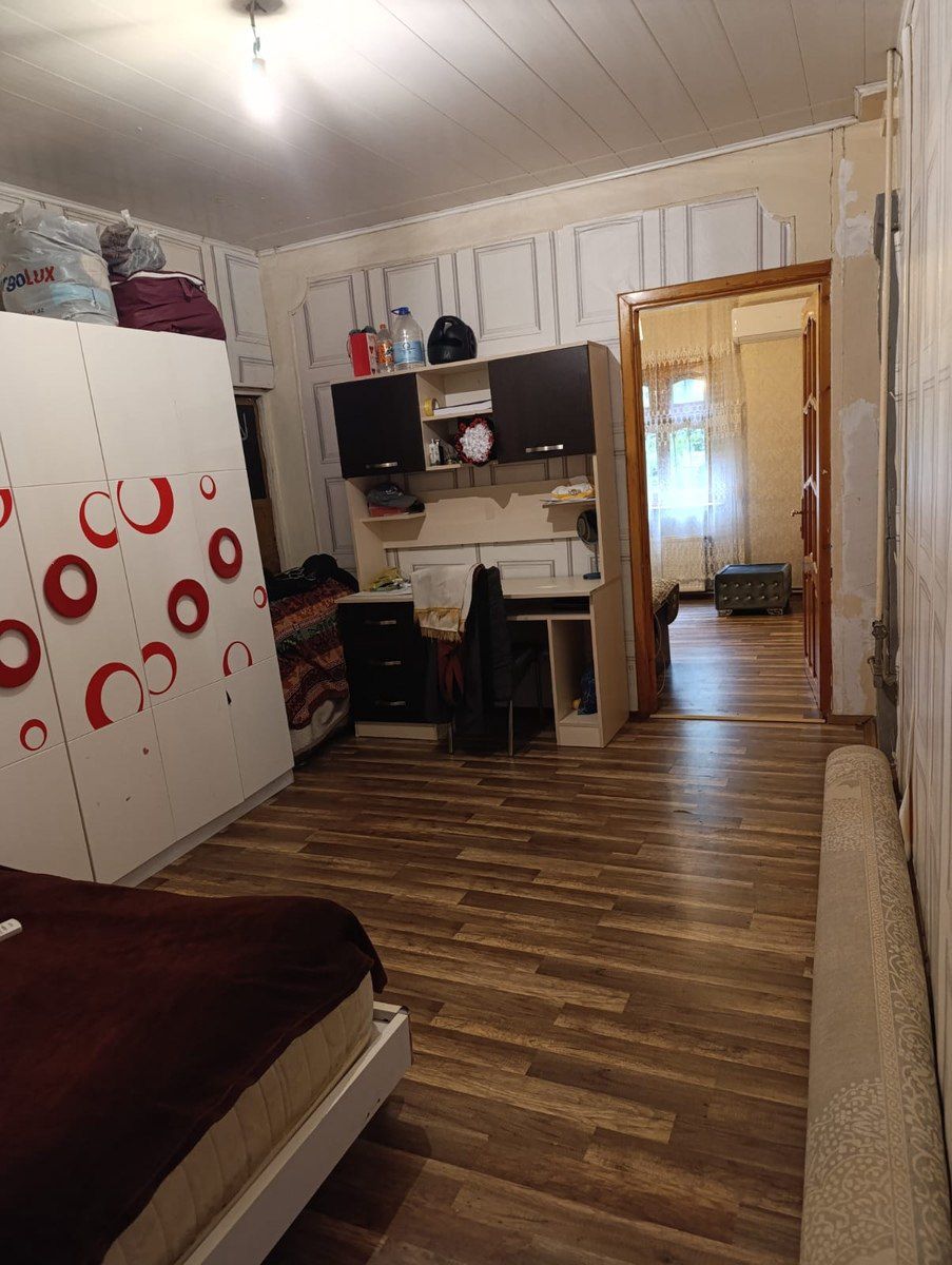 Həyət evi, Qara Qarayev m — Ev, villa, Bakı (10)