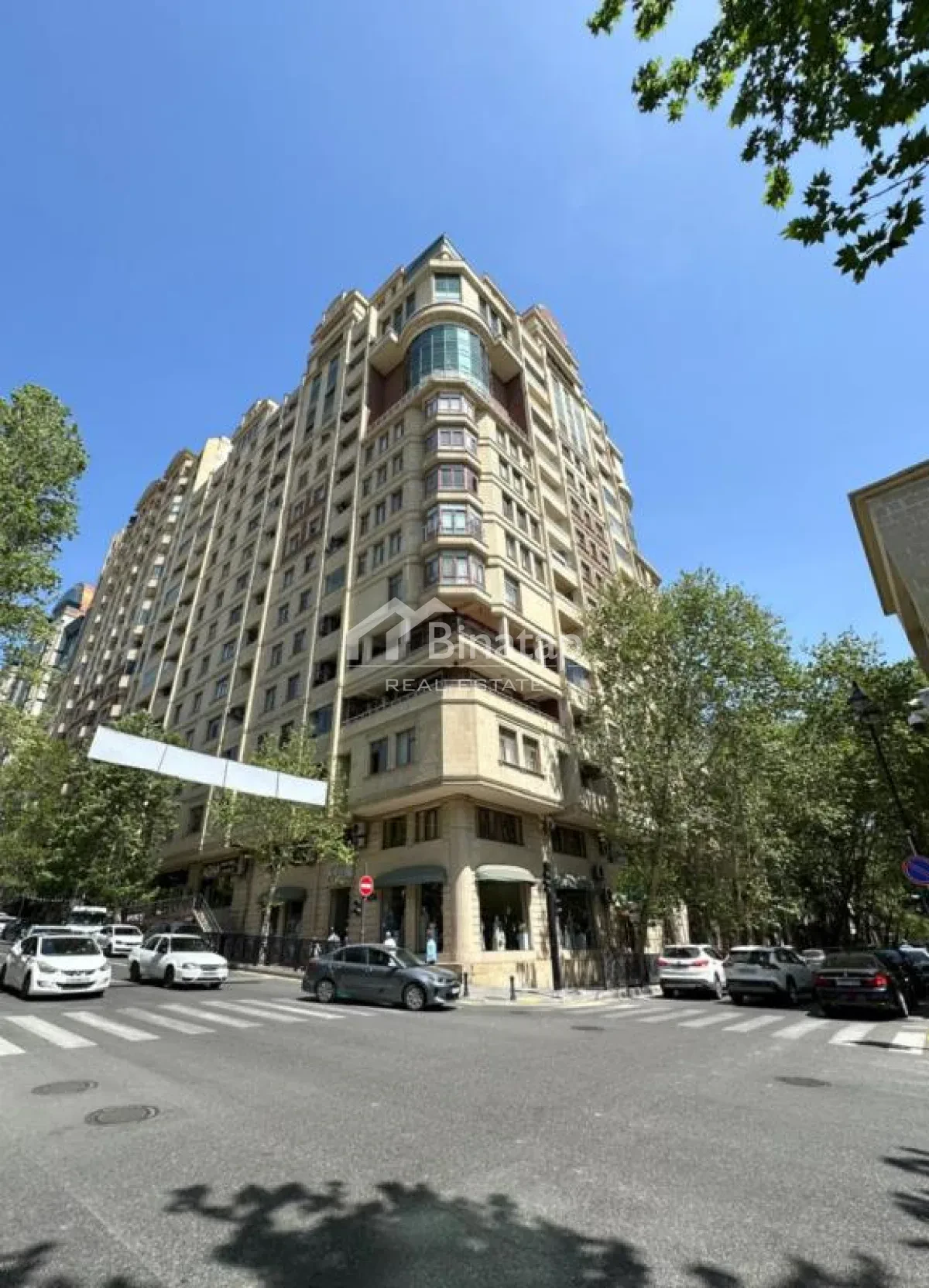Satılır 4 otaqlı yeni tikili 240 m², 28 May metrosu, Nəsimi rayonu — Bakı