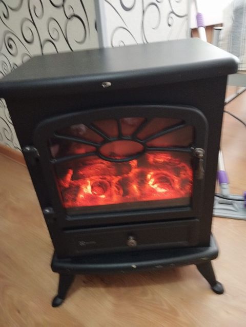 Tokla iwleyen kamin satilir. Evi qewenq isidir. 170 azn. Elmler — 170 ₼ · Digah · Kaminlər Tokla iwleyen kamin satilir. Evi qewenq isidir. 170 azn. Elmler — Digah